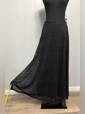 new directions Black Crochet/Lace  Maxi Skirt
